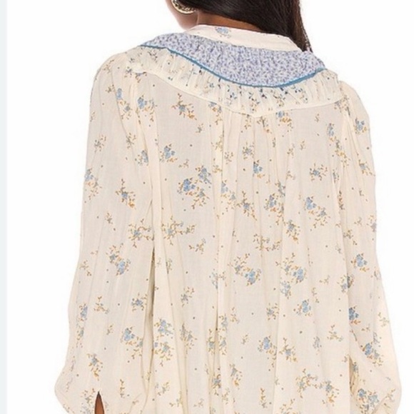 FREE PEOPLE Paloma Ivory Blue Floral Print Boho Long Sleeve Button Shirt Medium - Picture 5 of 15